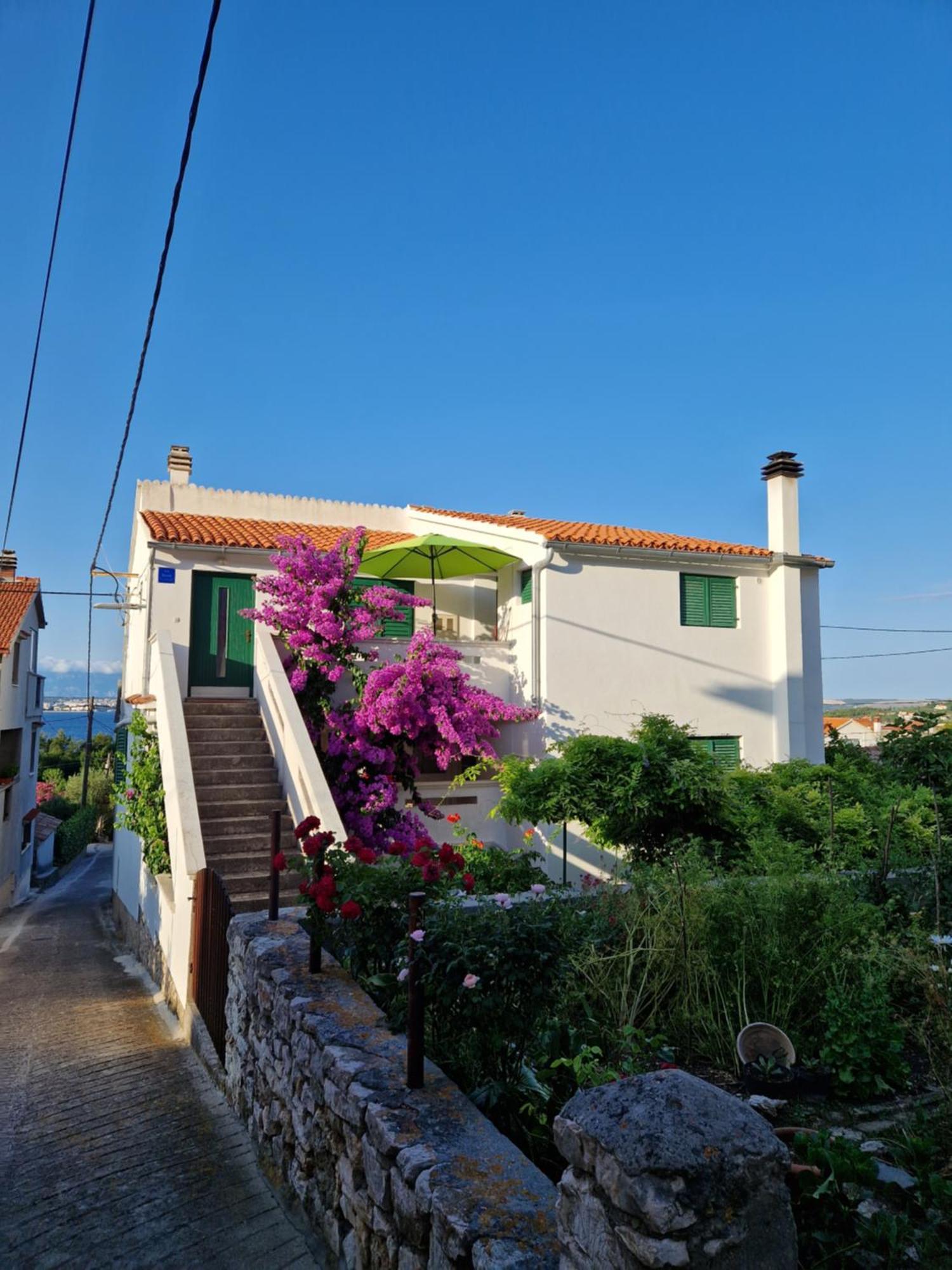 Sea View Suite Mateo بريكو المظهر الخارجي الصورة